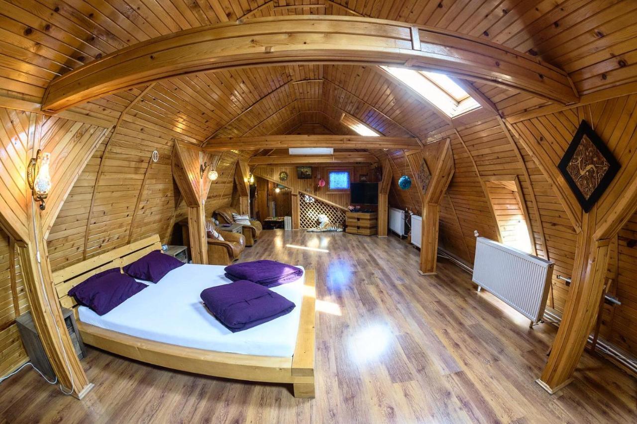 Wooden Attic Apartman Brassó Kültér fotó
